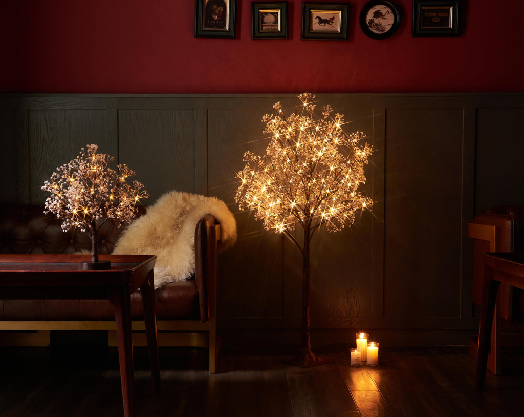 Indoor/Outdoor Lighted Baby's Breath Garland with Timer