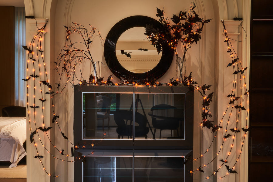 Hairui Lighted Black Maple Garland