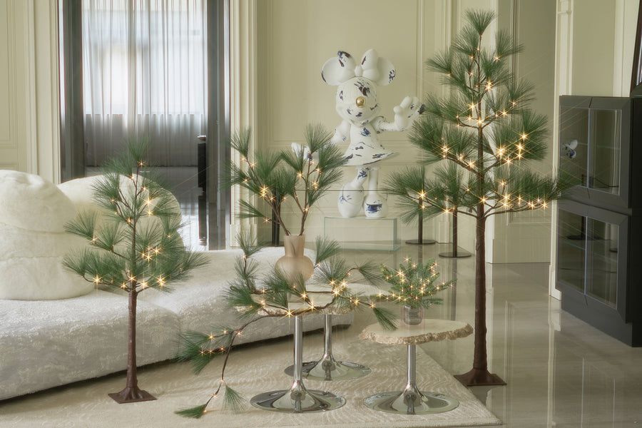 Hairui Lighted Christmas Pine Tree for Home Christmas Decoration