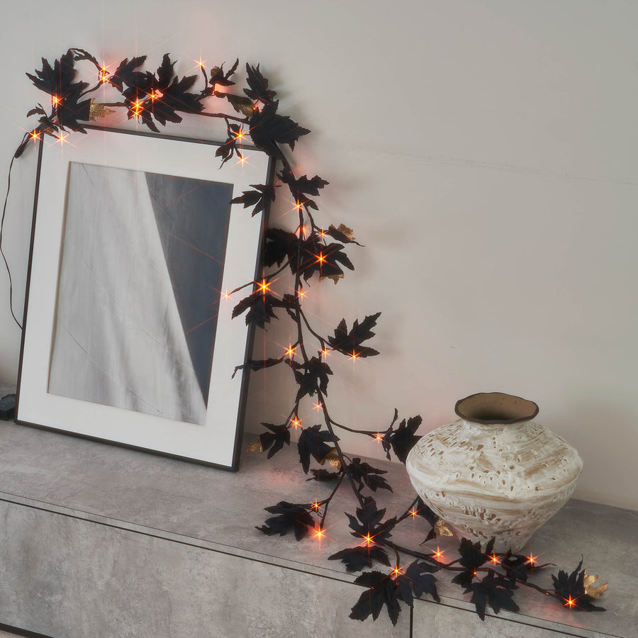 Hairui Lighted Black Maple Garland